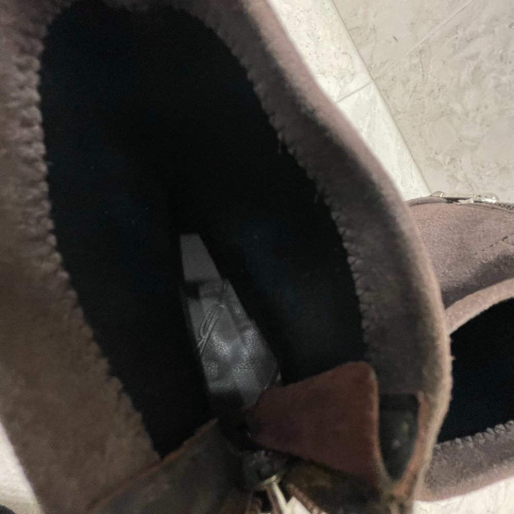 BRIAN ATWOOD {7} Booties Grey Metal Suede(?) Rear Zipper - Picture 9 of 14